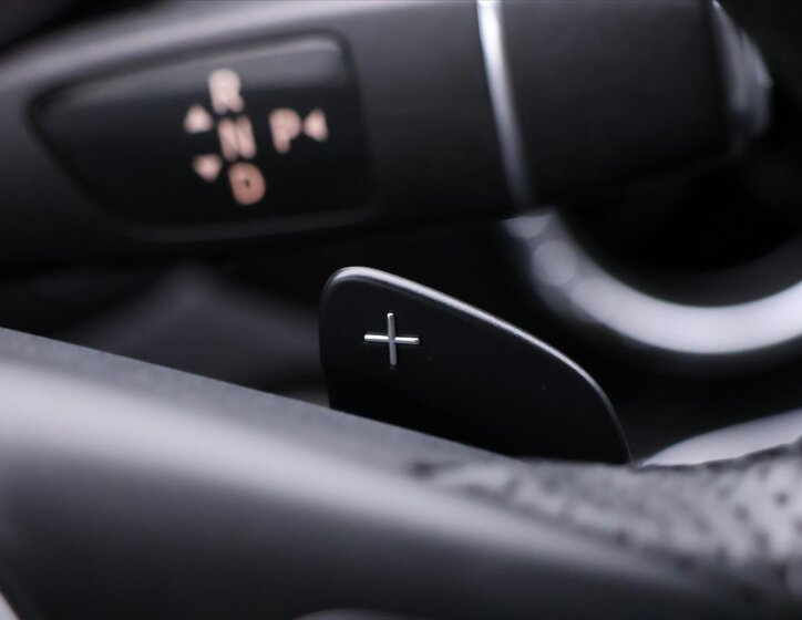 Mercedes-Benz CLA Sedan 1,5 l 80 kw