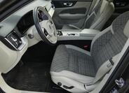 Volvo V60 17