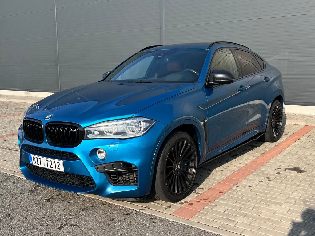 BMW X6 SUV / Terénní 4,4 l 512 kw