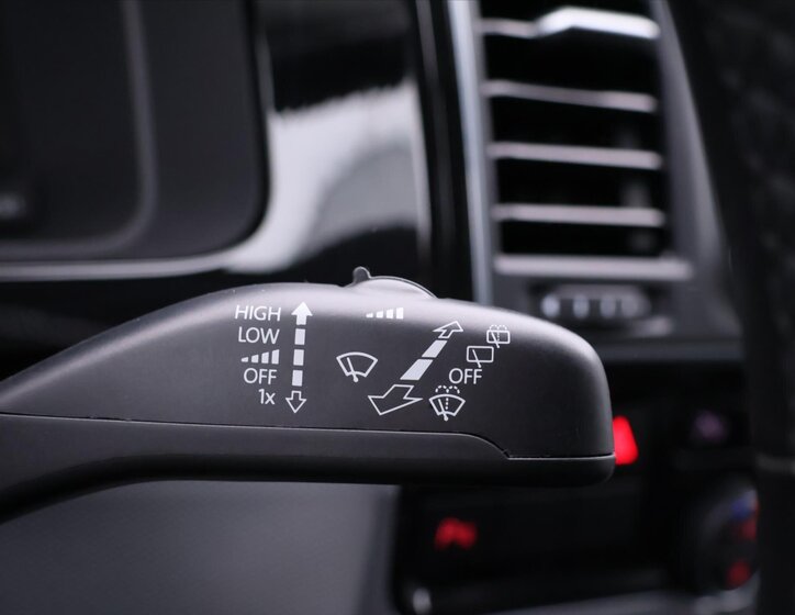 Volkswagen Multivan 24