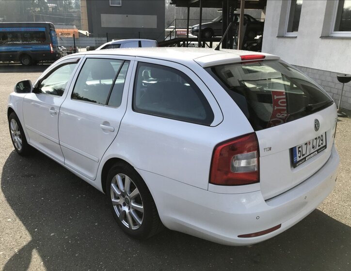 Škoda Octavia Kombi 2,0 l 103 kw