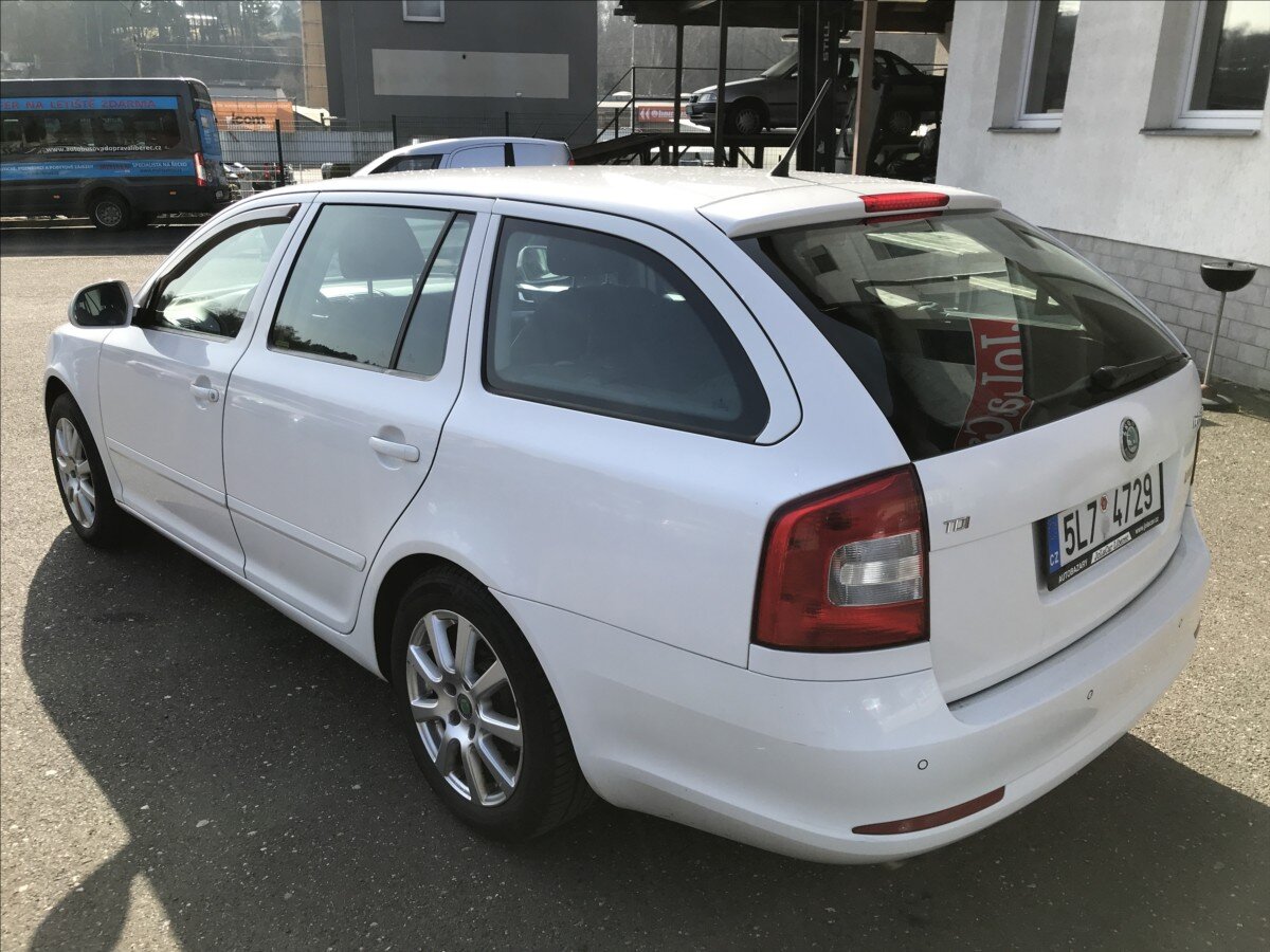 Škoda Octavia Kombi 2,0 l 103 kw