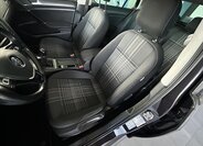 Volkswagen Golf Hatchback 1,2 l 81 kw