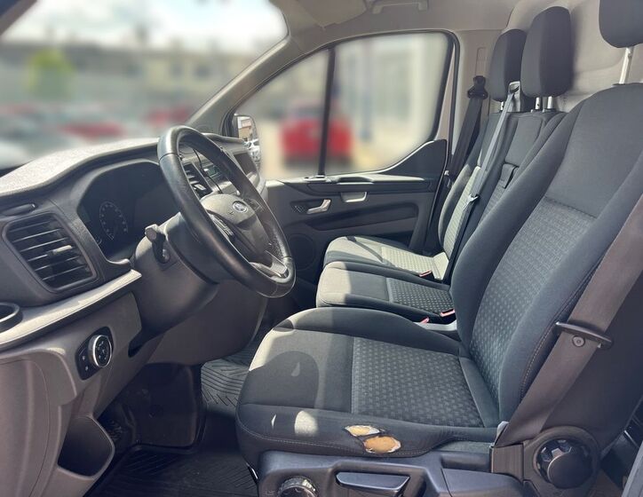 Ford Transit Custom 7