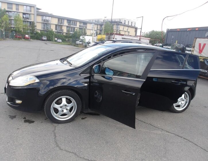 Fiat Bravo Hatchback 1,4 l 88 kw