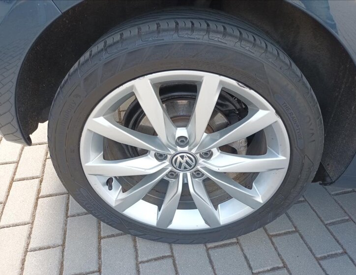 Volkswagen Golf Hatchback 1,4 l 59 kw