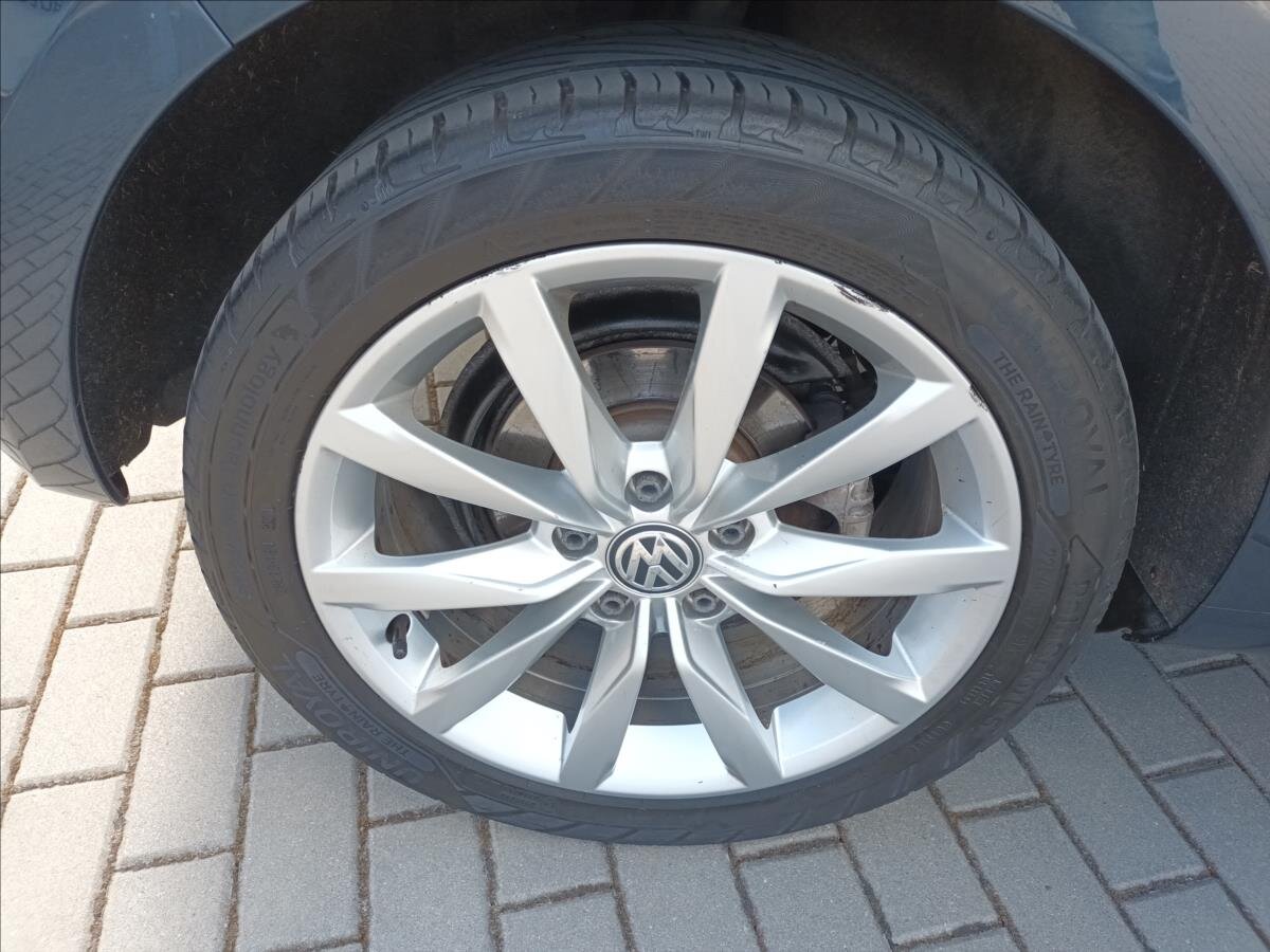 Volkswagen Golf Hatchback 1,4 l 59 kw