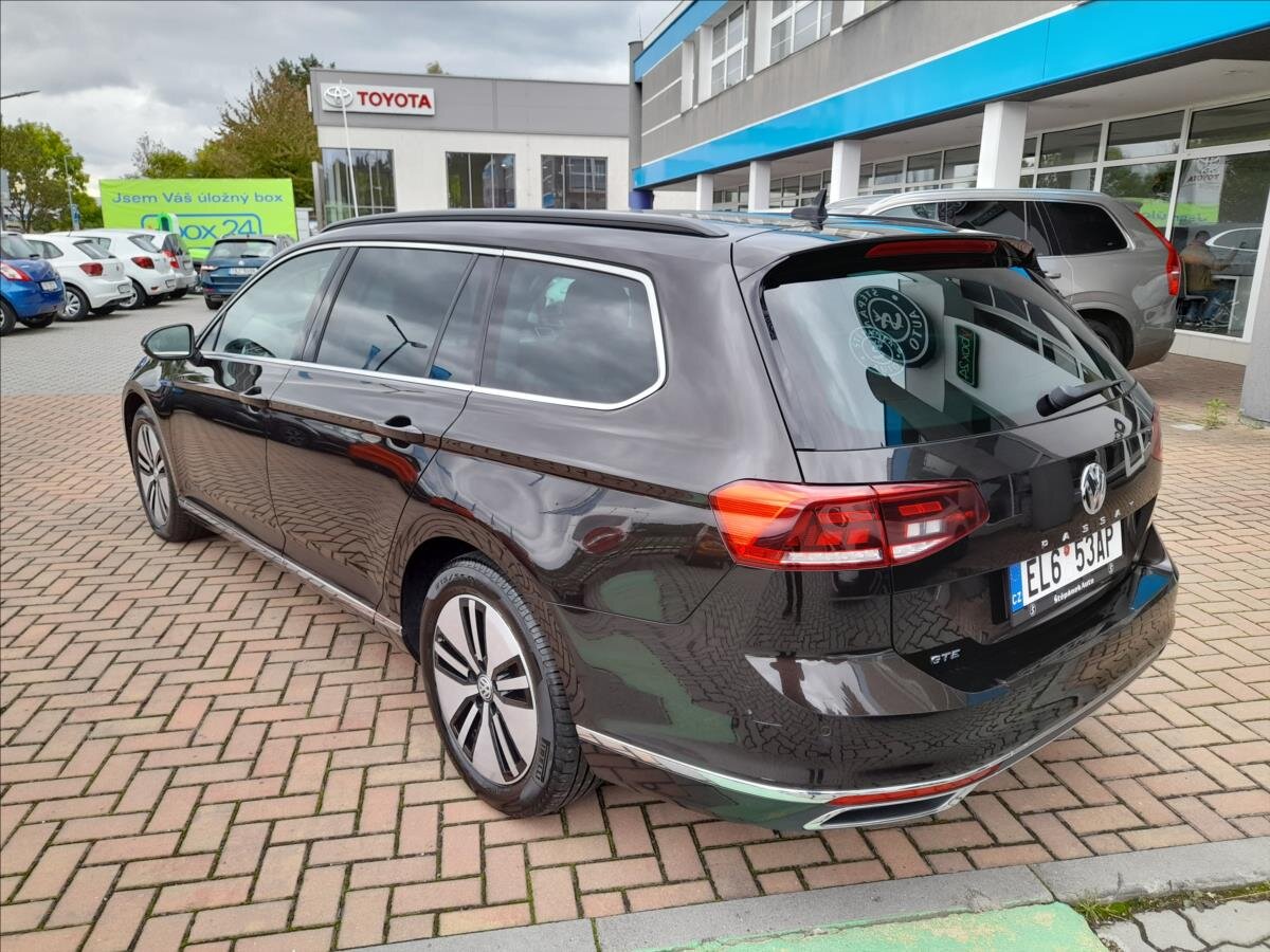 Volkswagen Passat Kombi 1,4 l 115 kw