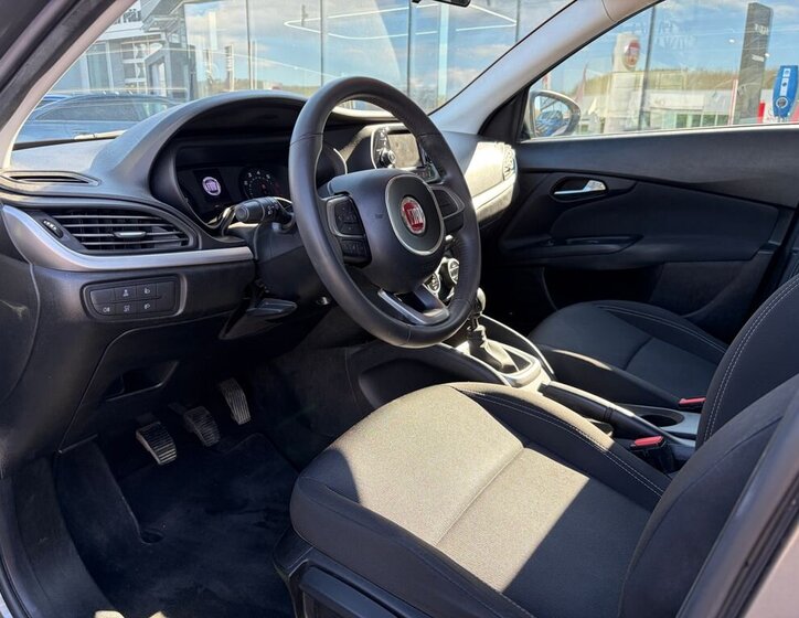 Fiat Tipo Hatchback 1,4 l 88 kw