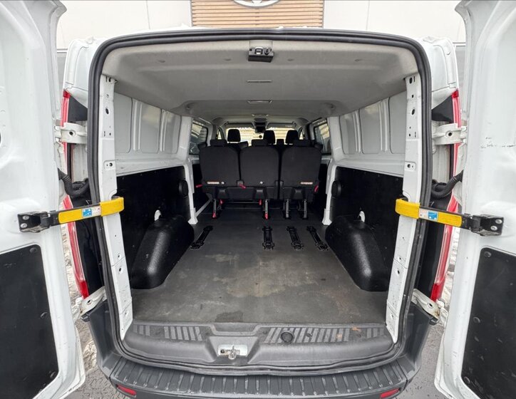 Ford Transit Custom VAN-Minibus 2,0 l 96 kw