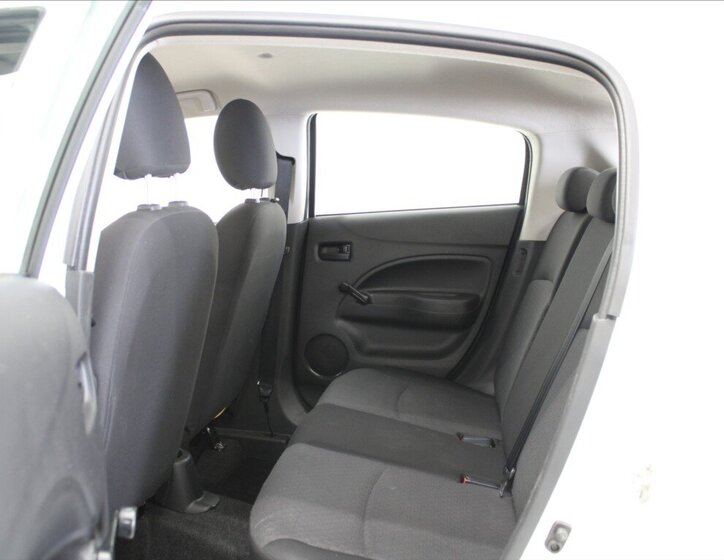 Mitsubishi Space Star 7