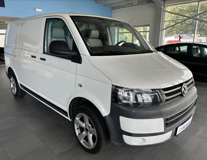 Volkswagen Transporter 1