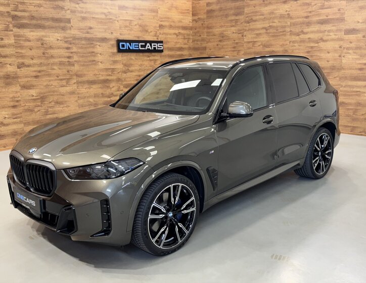BMW X5 SUV / Terénní 3,0 l 250 kw