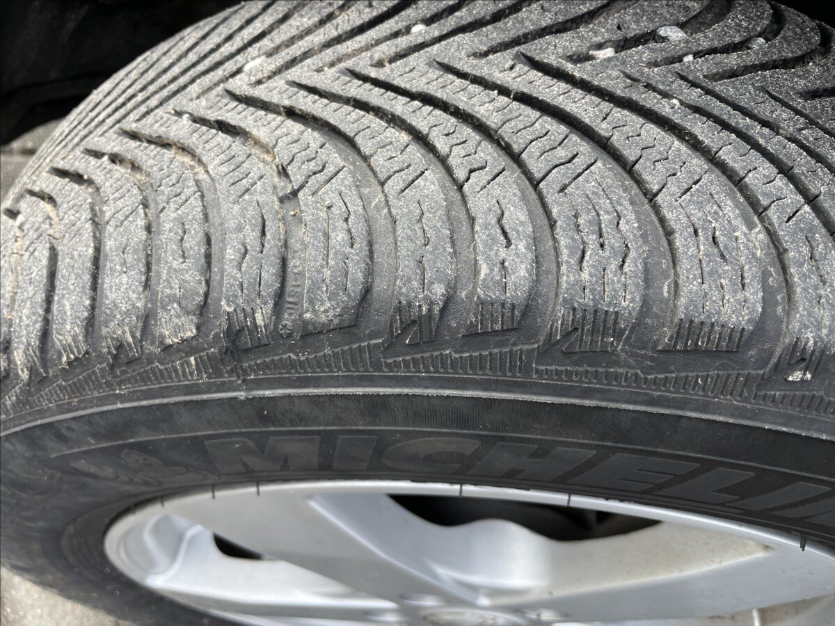 Volkswagen Touran MPV 2,0 l 110 kw