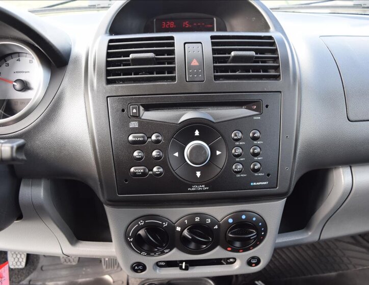 Subaru Justy Hatchback 1,3 l 66 kw