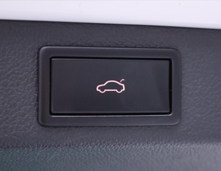 Škoda Superb Kombi 2,0 l 140 kw