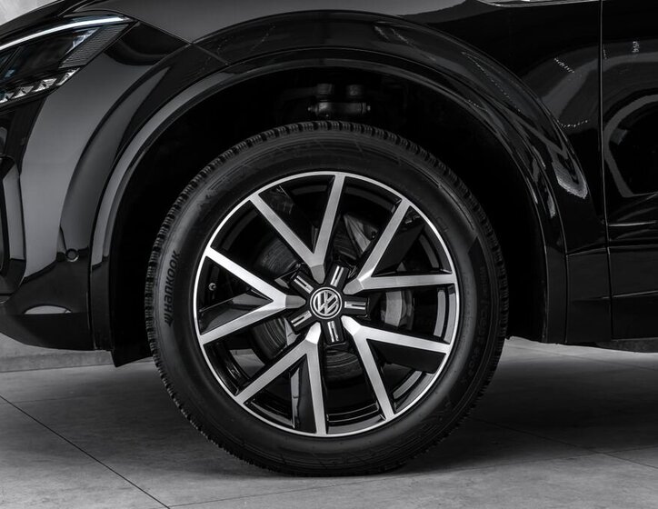 Volkswagen Touareg SUV / Terénní 3,0 l 210 kw