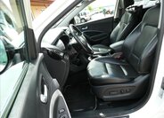 Hyundai Grand Santa Fe 25