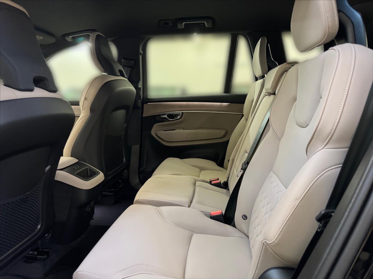 Volvo XC90 SUV 2,0 l 184 kw