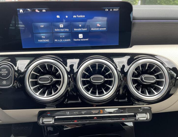 Mercedes-Benz CLA 15