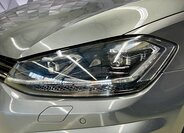 Volkswagen Golf Kombi 2,0 l 221 kw