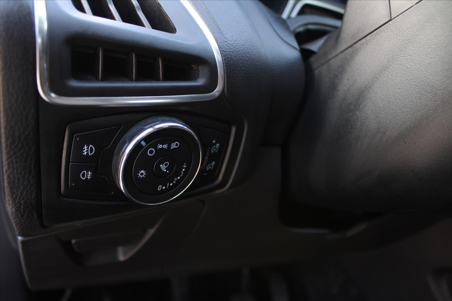 Ford Focus Kombi 1,6 l 77 kw