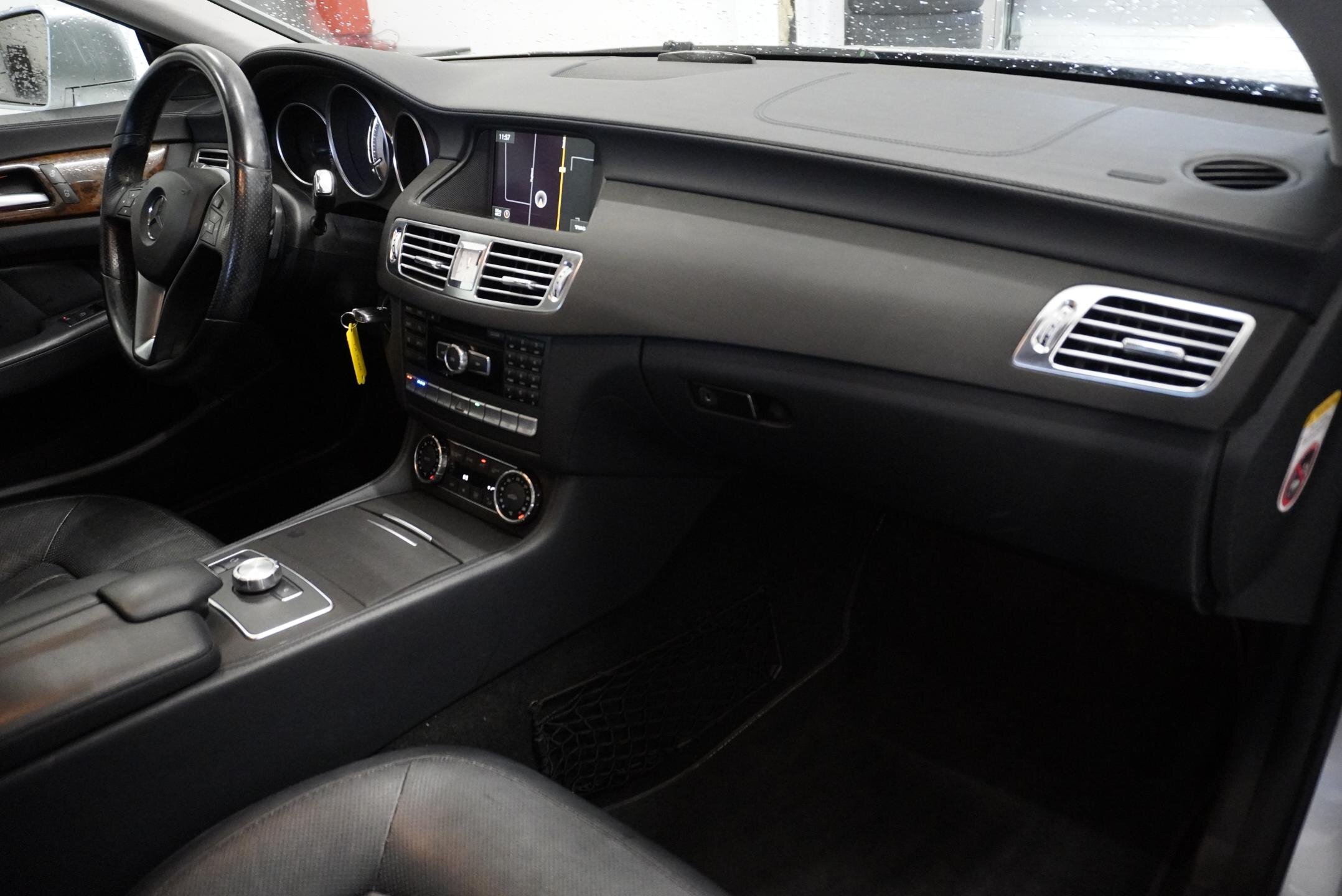 Mercedes-Benz CLS Sedan 3,5 l 225 kw