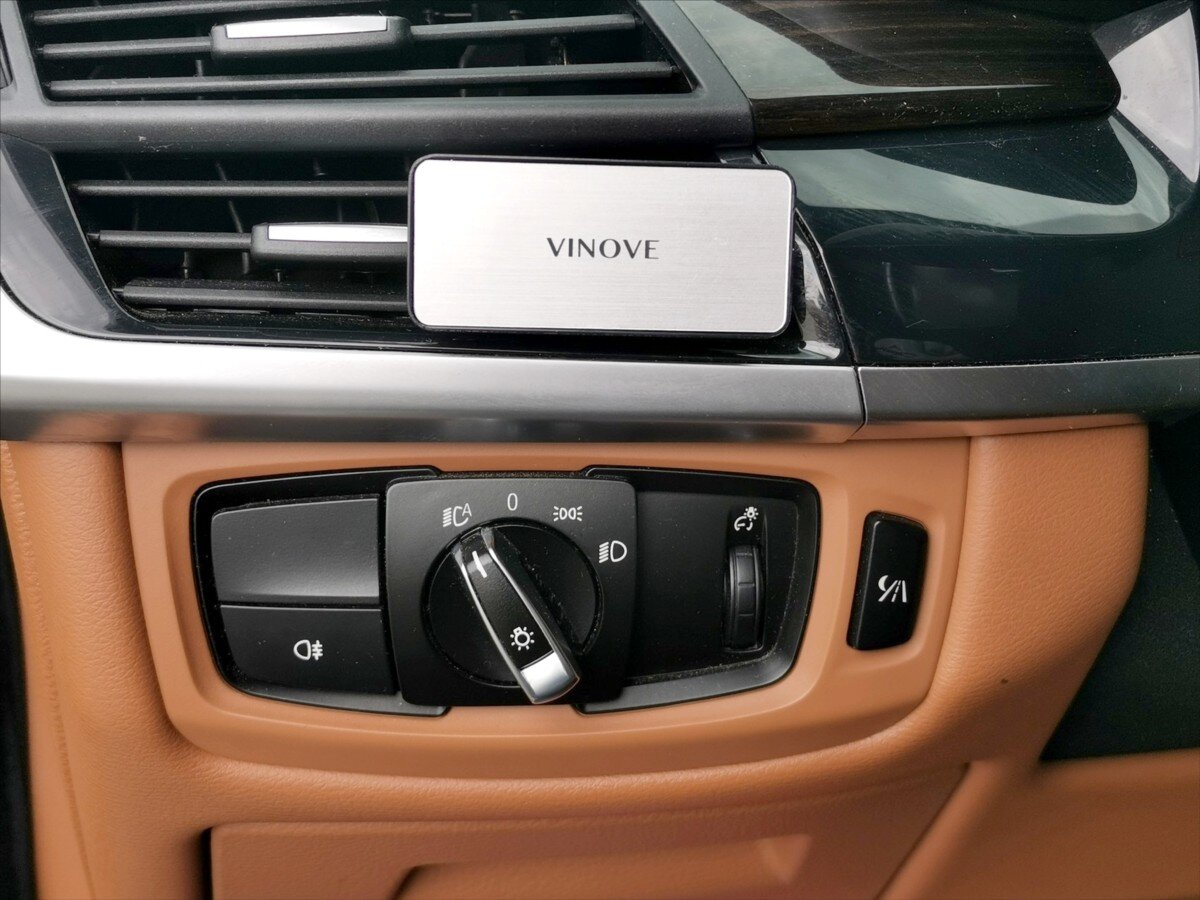 BMW X6 SUV / Terénní 3,0 l 190 kw