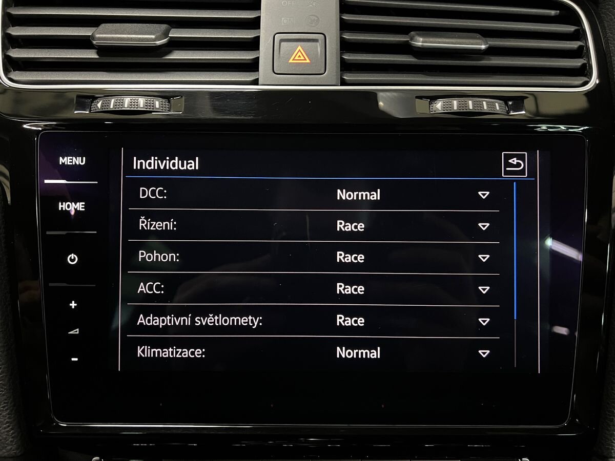 Volkswagen Golf Kombi 2,0 l 221 kw