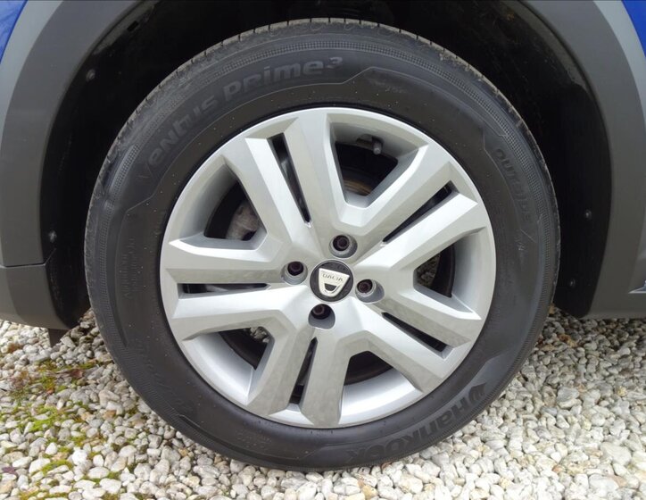 Dacia Sandero Hatchback 999,0 67 kw