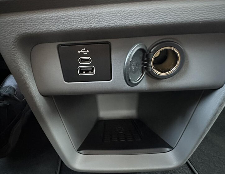 Ford Tourneo Custom Kombi 2,0 l 125 kw