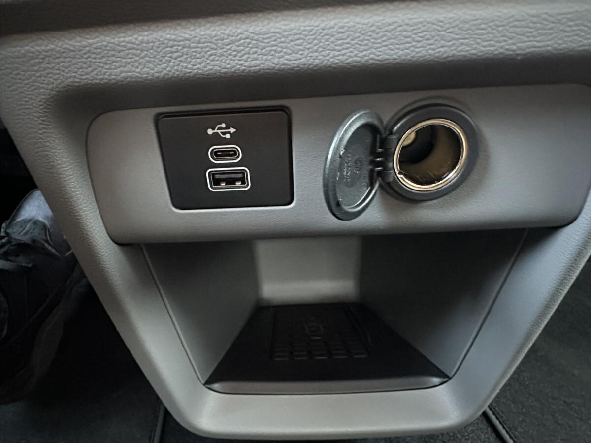 Ford Tourneo Custom Kombi 2,0 l 125 kw