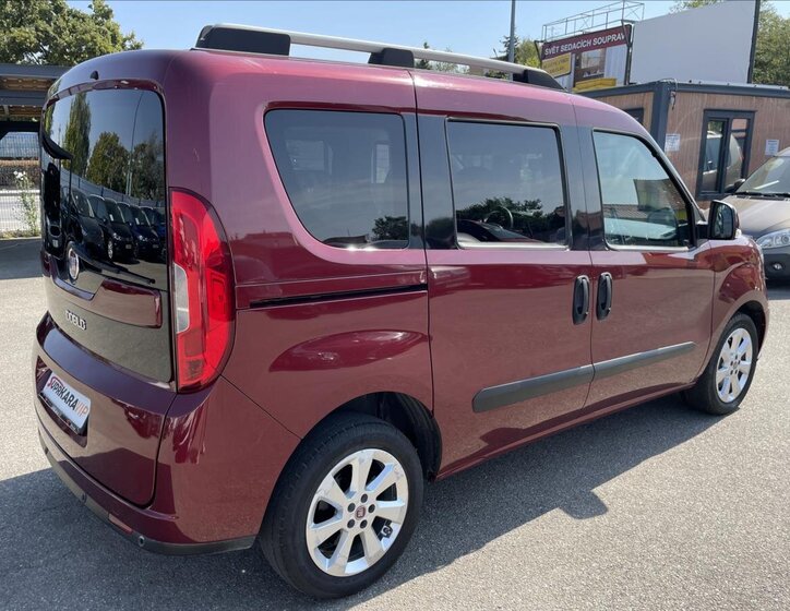 Fiat Dobló MPV 1,6 l 88 kw