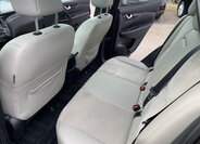 Nissan Qashqai SUV / Terénní 1,6 l 96 kw