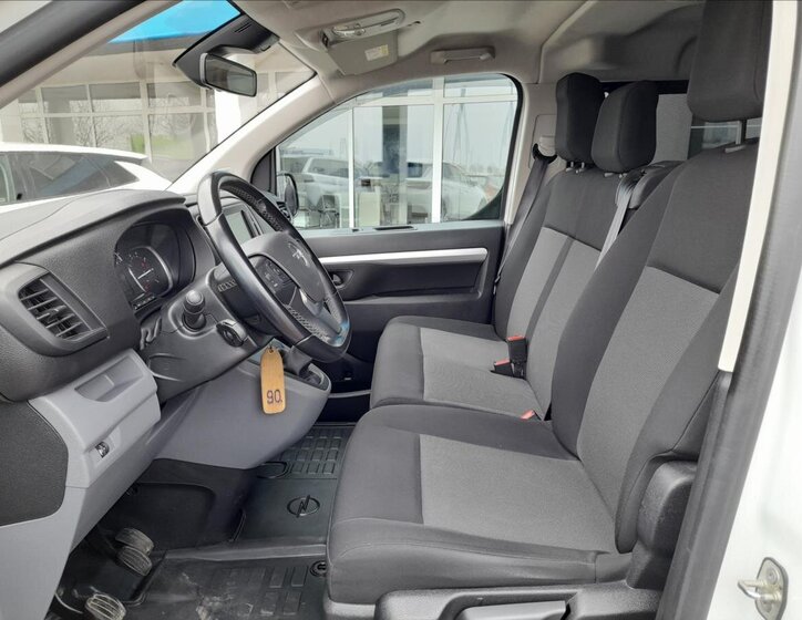 Opel Vivaro MPV 2,0 l 106 kw