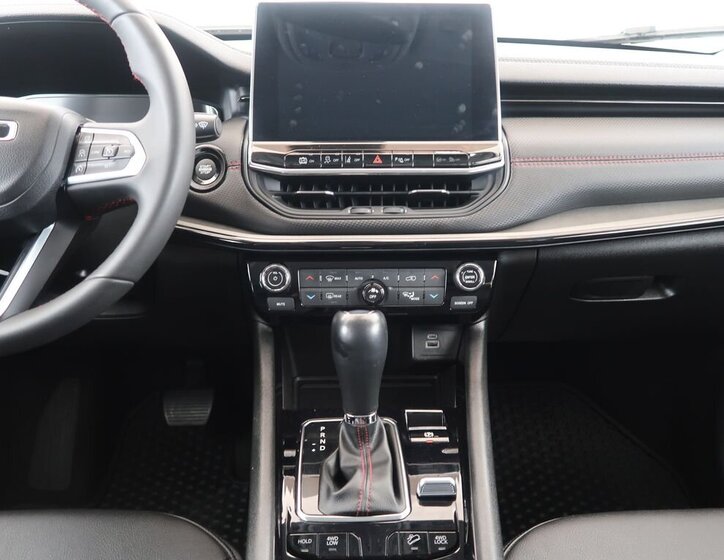 Jeep Compass SUV / Terénní 1,3 l 132 kw