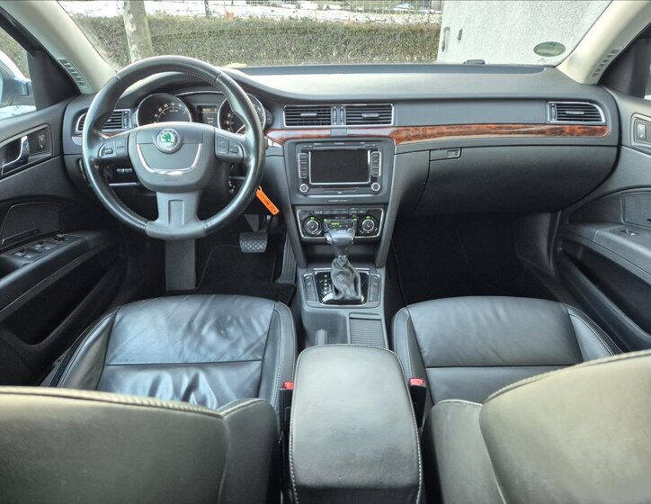 Škoda Superb Sedan 2,0 l 125 kw