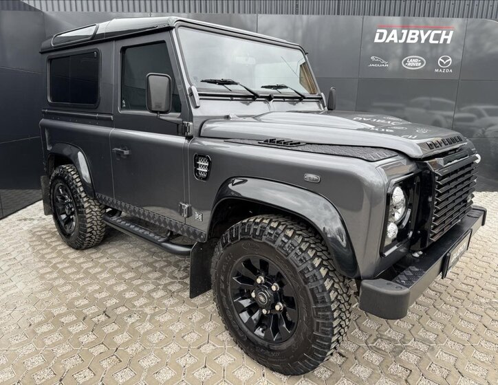 Land Rover Defender Skříň 2,2 l 90 kw