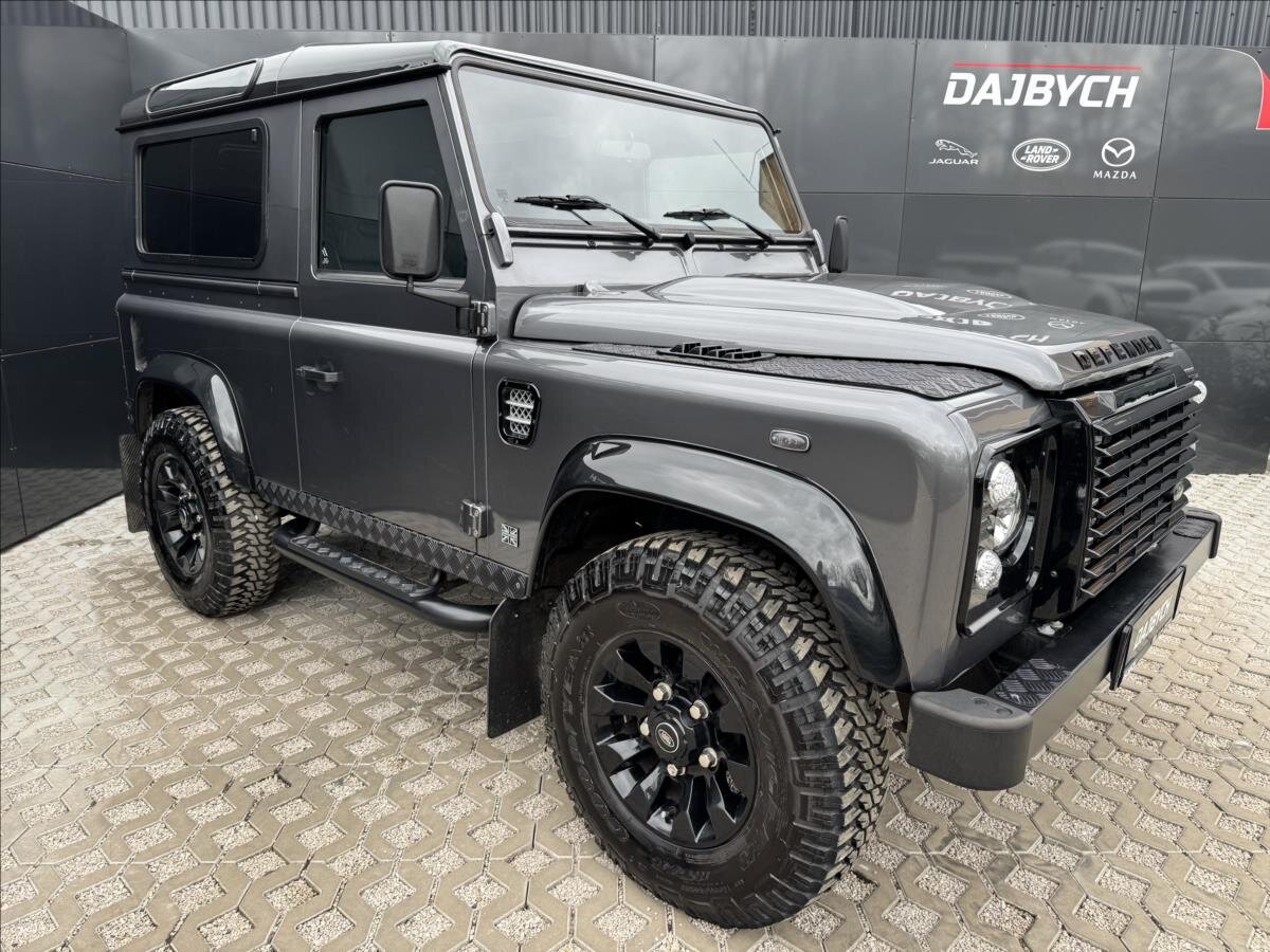 Land Rover Defender Skříň 2,2 l 90 kw