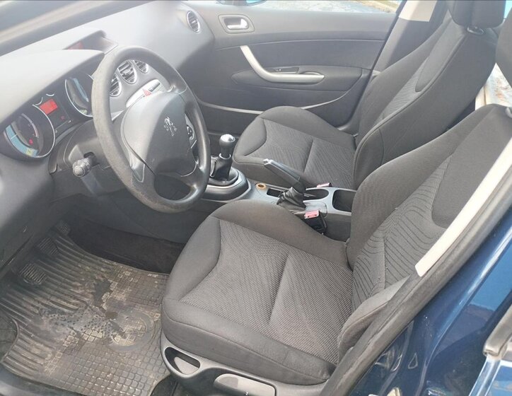 Peugeot 308 Hatchback 1,4 l 70 kw