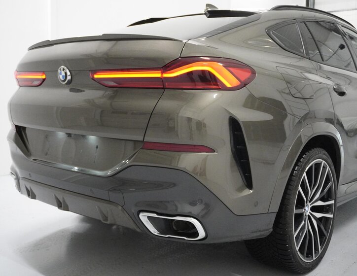 BMW X6 SUV 3,0 l 250 kw
