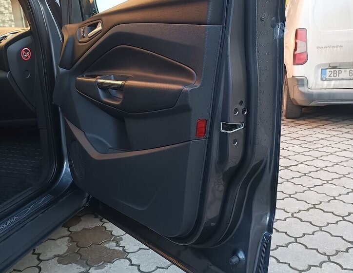 Ford Kuga SUV 0,0 132 kw