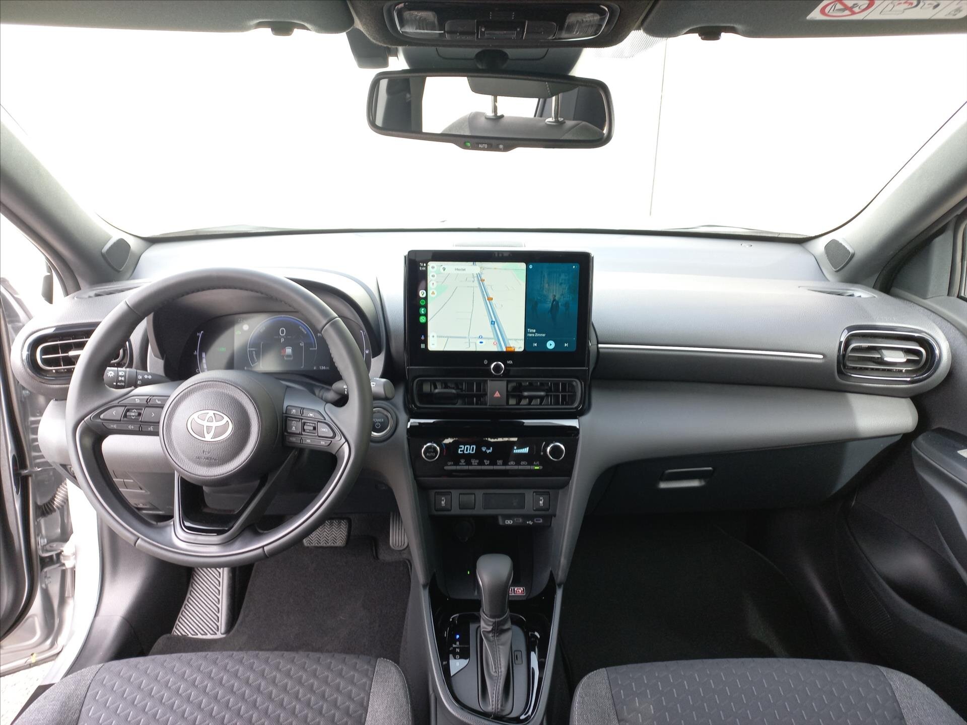 Toyota Yaris Cross CUV 1,5 l 68 kw