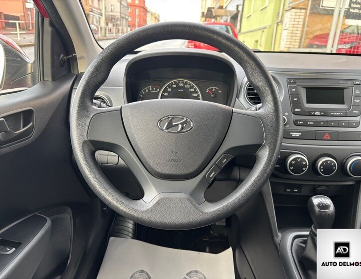 Hyundai i10 23