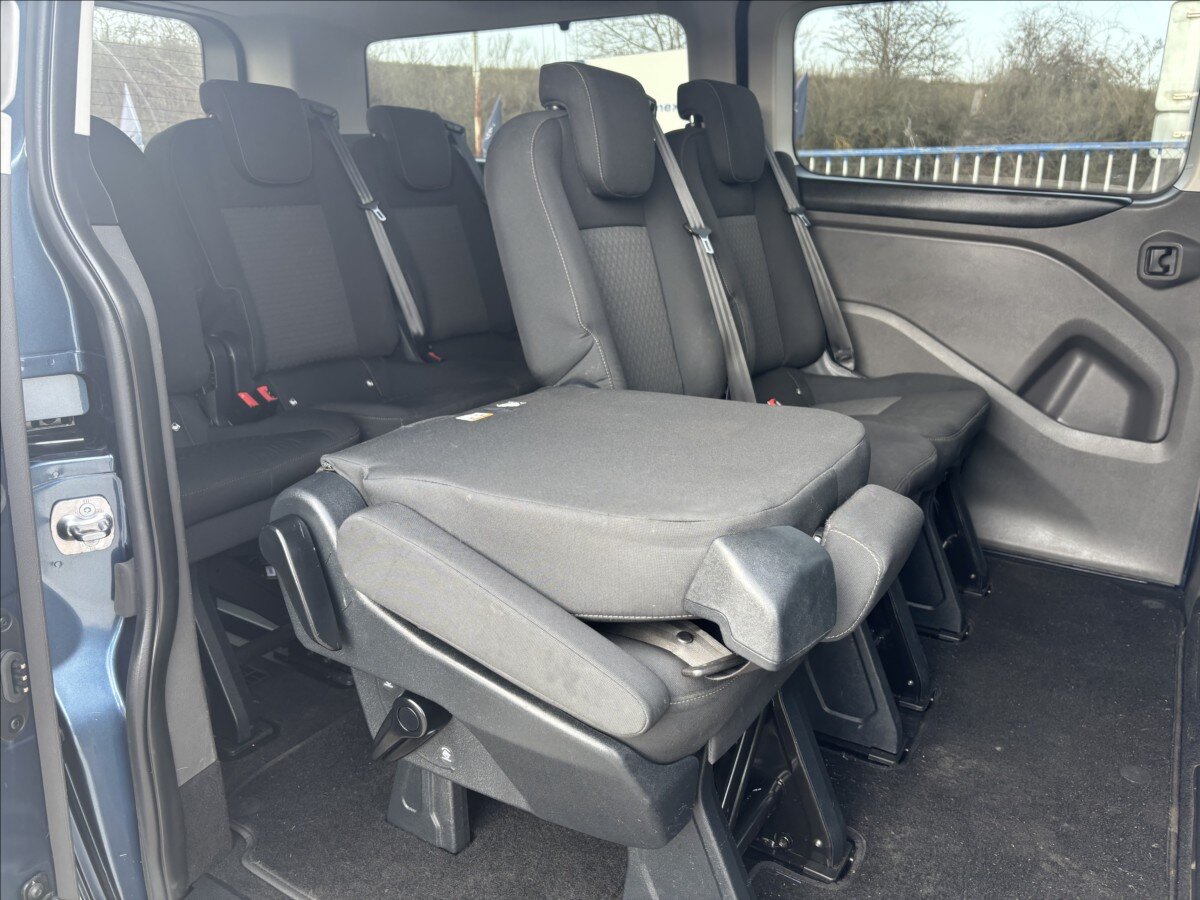 Ford Tourneo Custom Kombi 2,0 l 136 kw