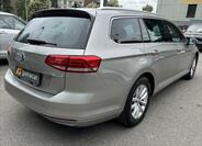 Volkswagen Passat 11