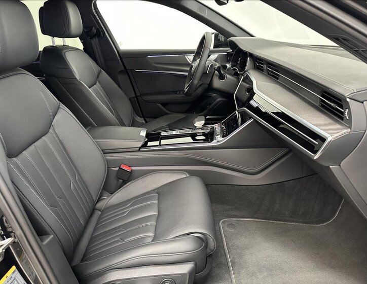 Audi S6 Kombi 3,0 l 253 kw