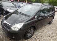 Toyota Corolla Verso 1