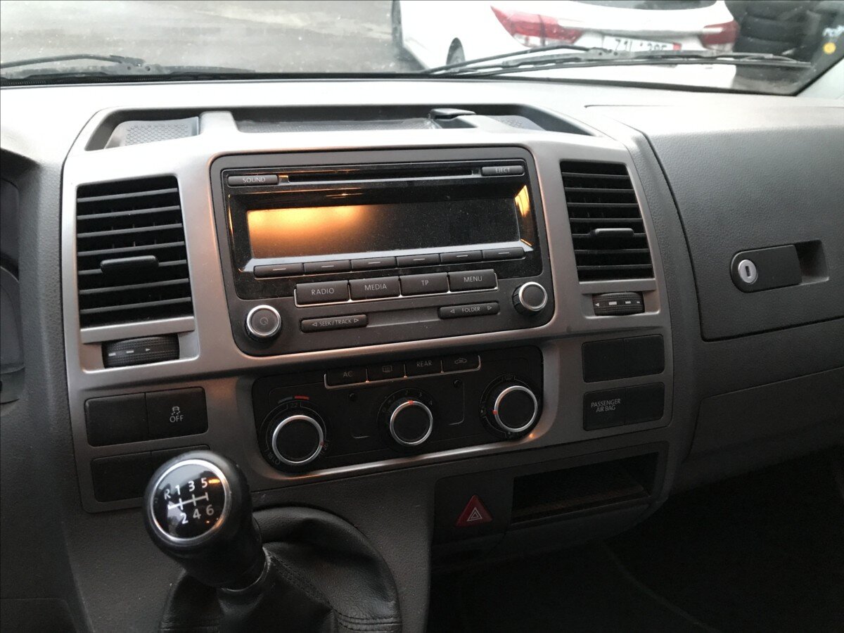 Volkswagen Caravelle