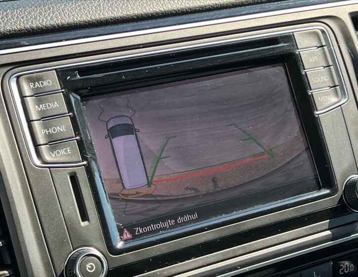 Volkswagen Multivan 17